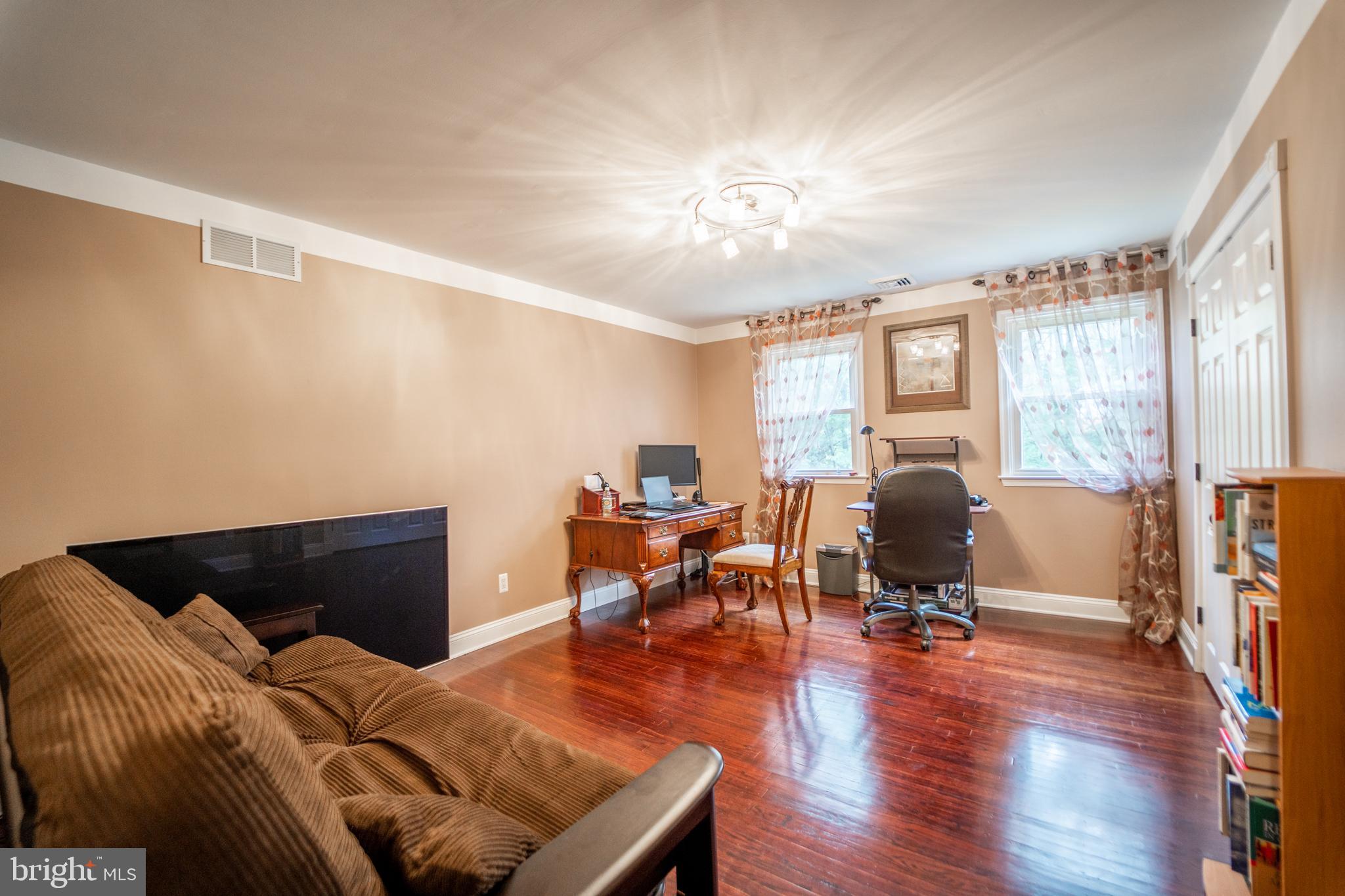 3621 Spring Run Road Huntingdon Valley, PA 19006 - Photo 20 of 30 Gallery Image 20