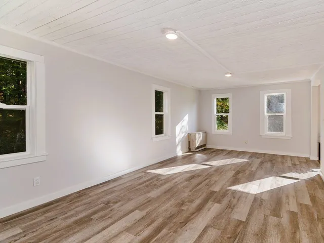 $985,000 | 394-396 Beane Road, Huntington, VT 05462