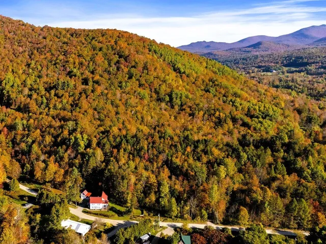 $985,000 | 394-396 Beane Road, Huntington, VT 05462