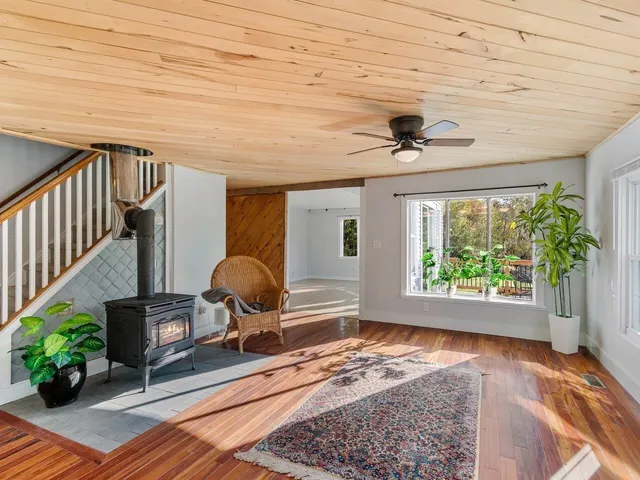 $985,000 | 394-396 Beane Road, Huntington, VT 05462