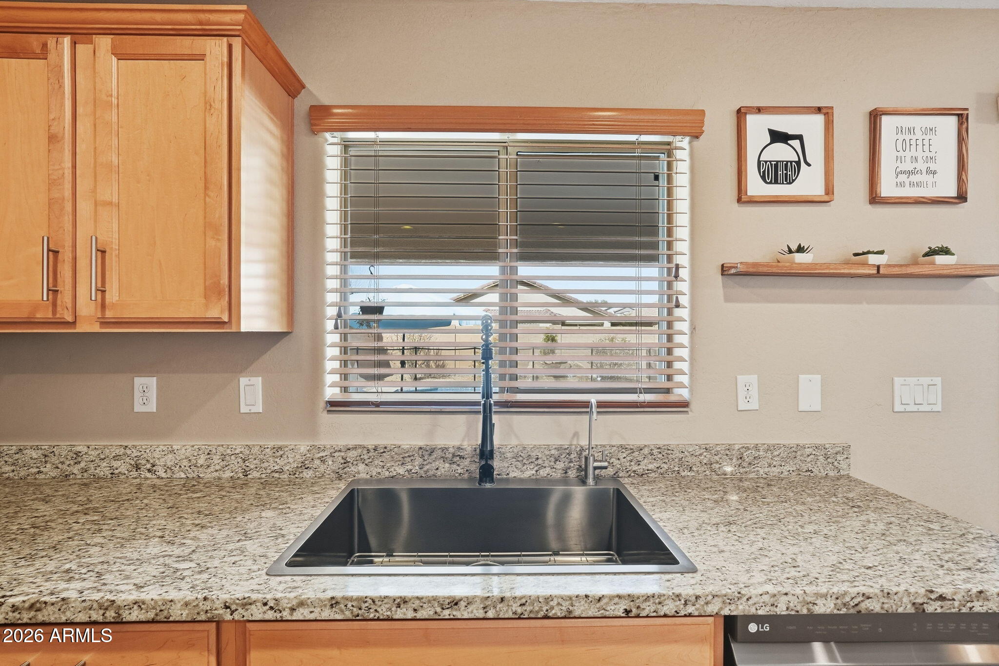 45512 West Long Way Maricopa, AZ 85139 - Photo 8 of 60 012_ListerPros