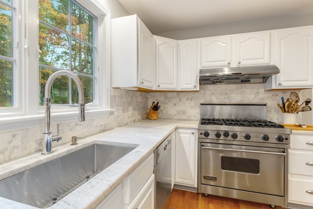 32 Indian Brook Road Ashland, MA 01721 - Photo 5 of 42 Gallery Image 5