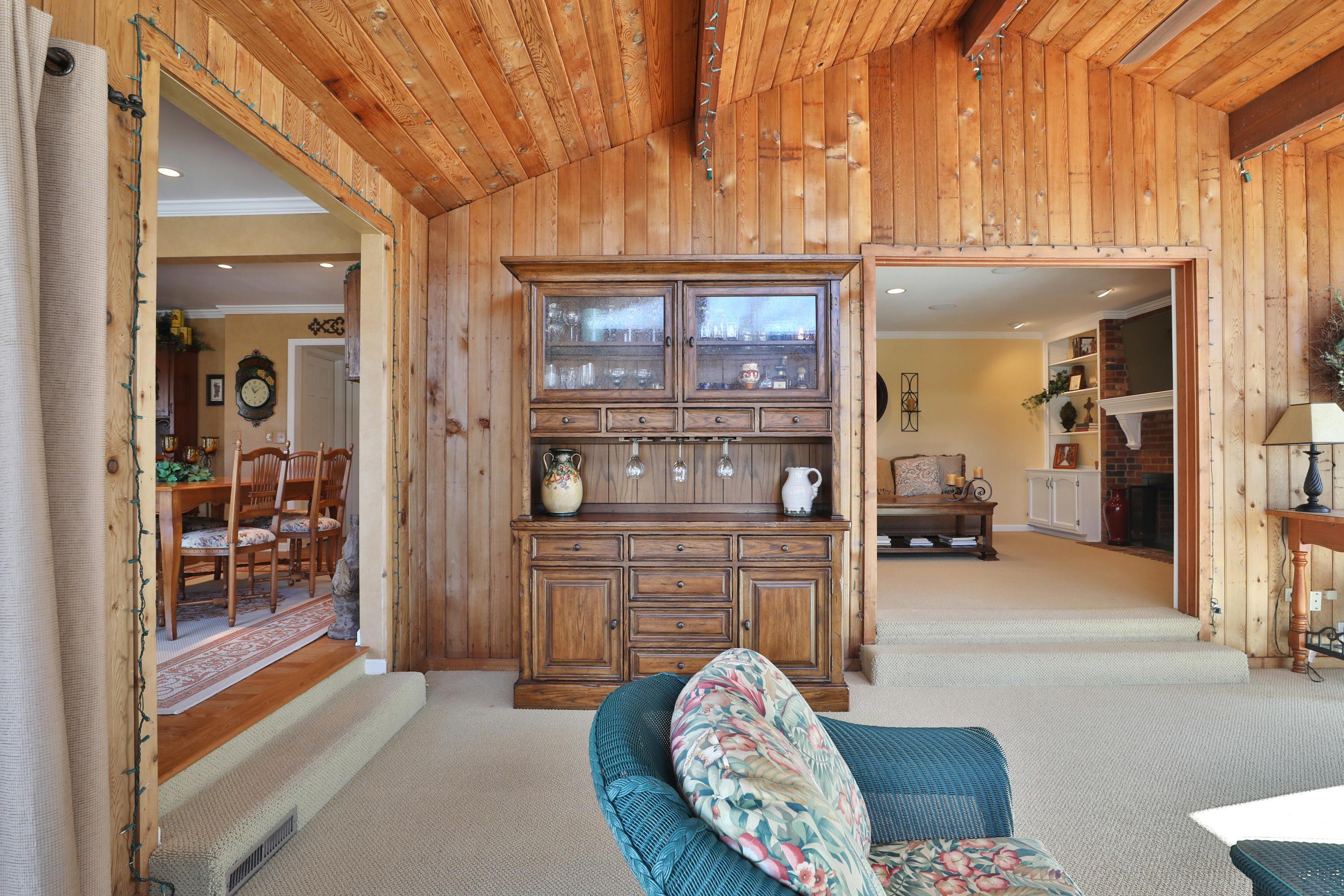 4051 Longhill Road Columbus, OH 43220 - Photo 26 of 66