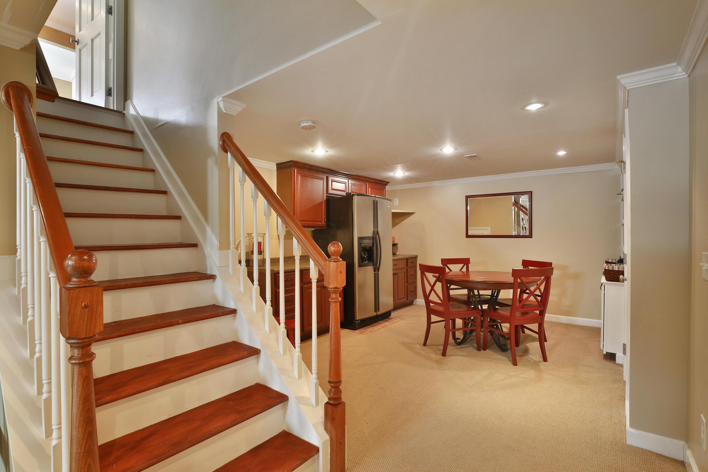 4051 Longhill Road Columbus, OH 43220 - Photo 48 of 66
