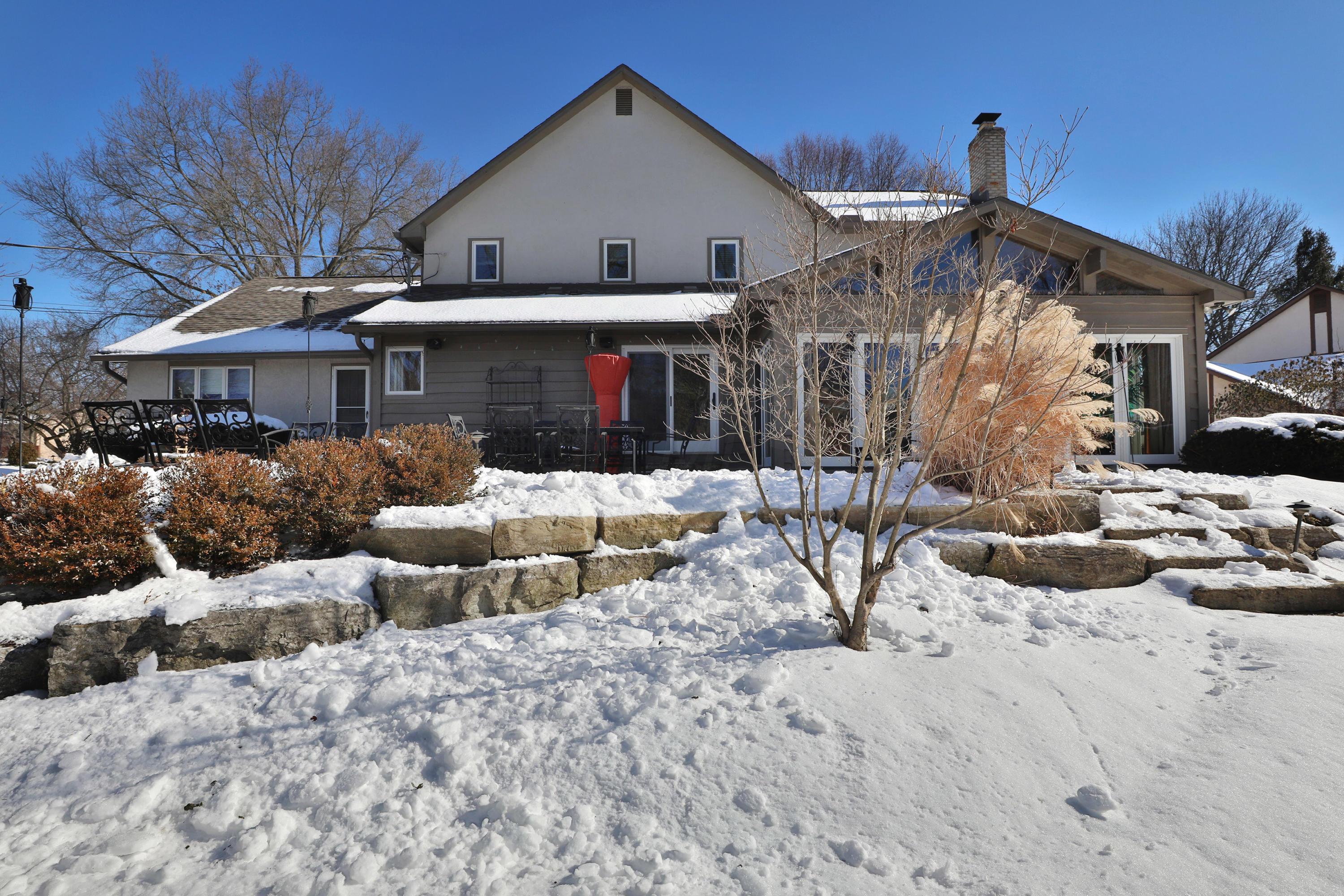 4051 Longhill Road Columbus, OH 43220 - Photo 54 of 66