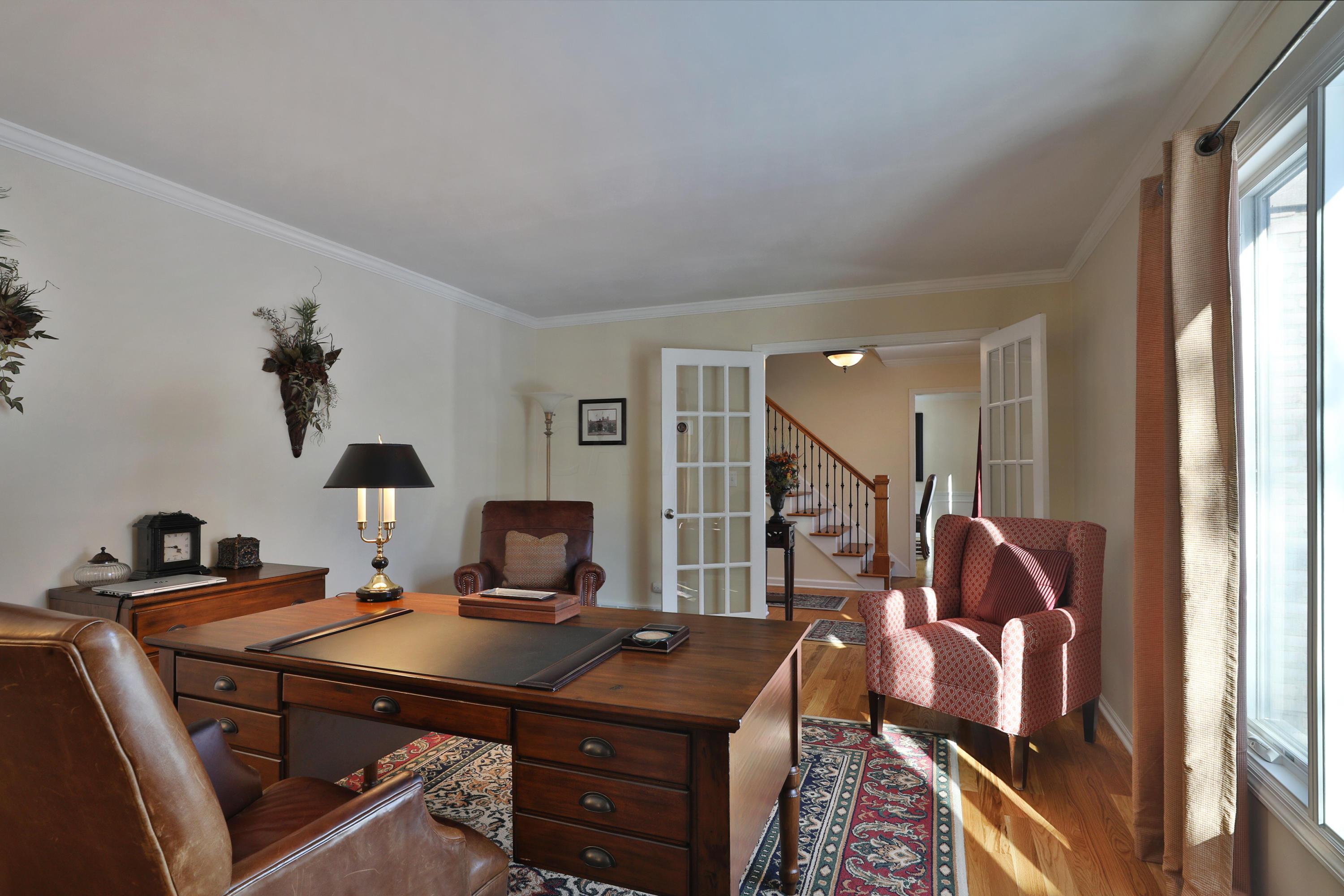 4051 Longhill Road Columbus, OH 43220 - Photo 7 of 66