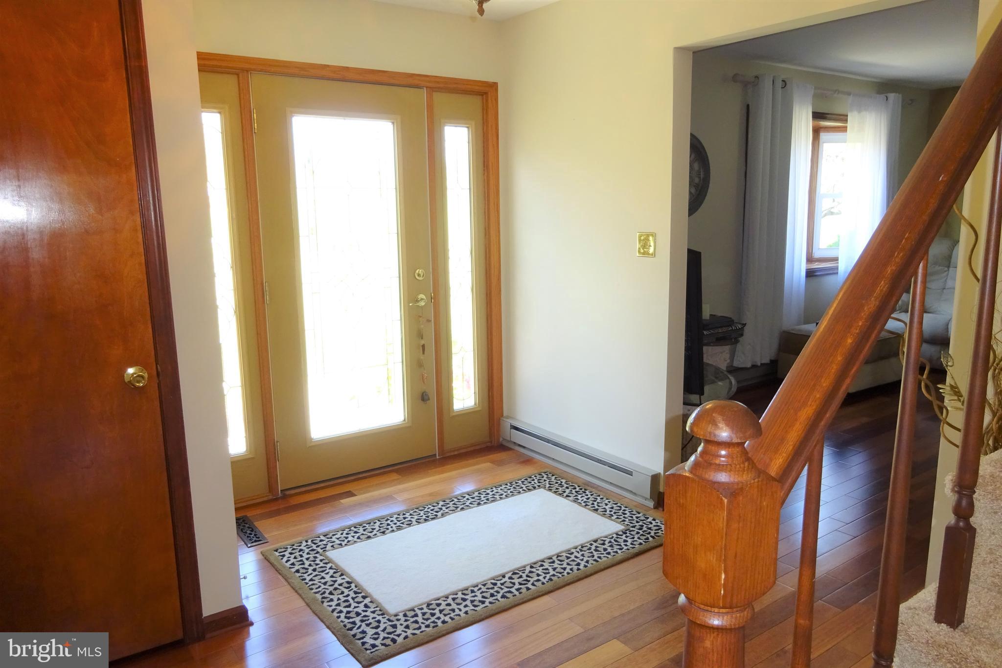 8296 Stone Bridge Road Greencastle, PA 17225 - Photo 3 of 35 Foyer
