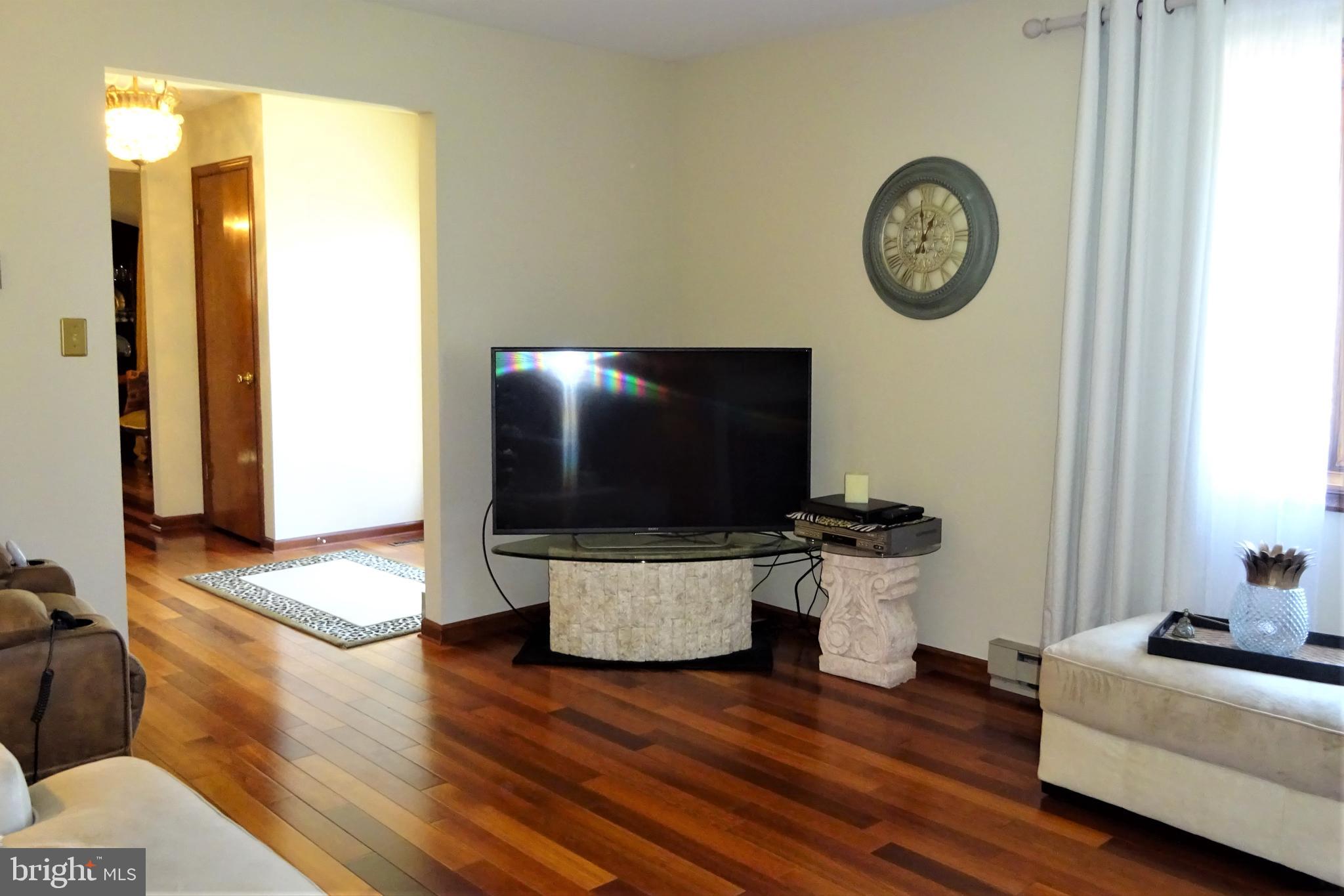8296 Stone Bridge Road Greencastle, PA 17225 - Photo 4 of 35 Living room