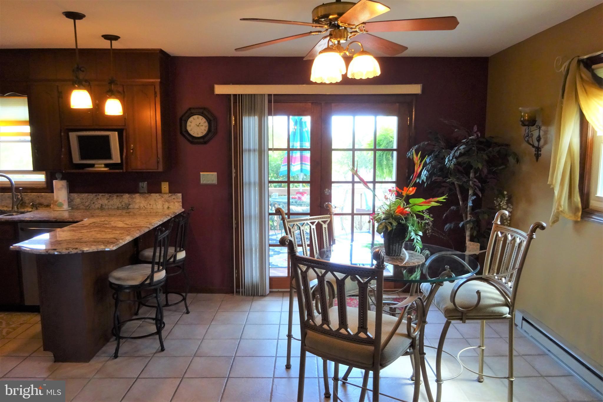 8296 Stone Bridge Road Greencastle, PA 17225 - Photo 10 of 35 Dining area