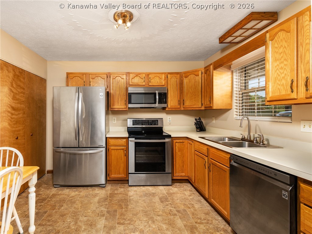5145 Briar Road Charleston, WV 25313 - Photo 10 of 18 Gallery Image 10