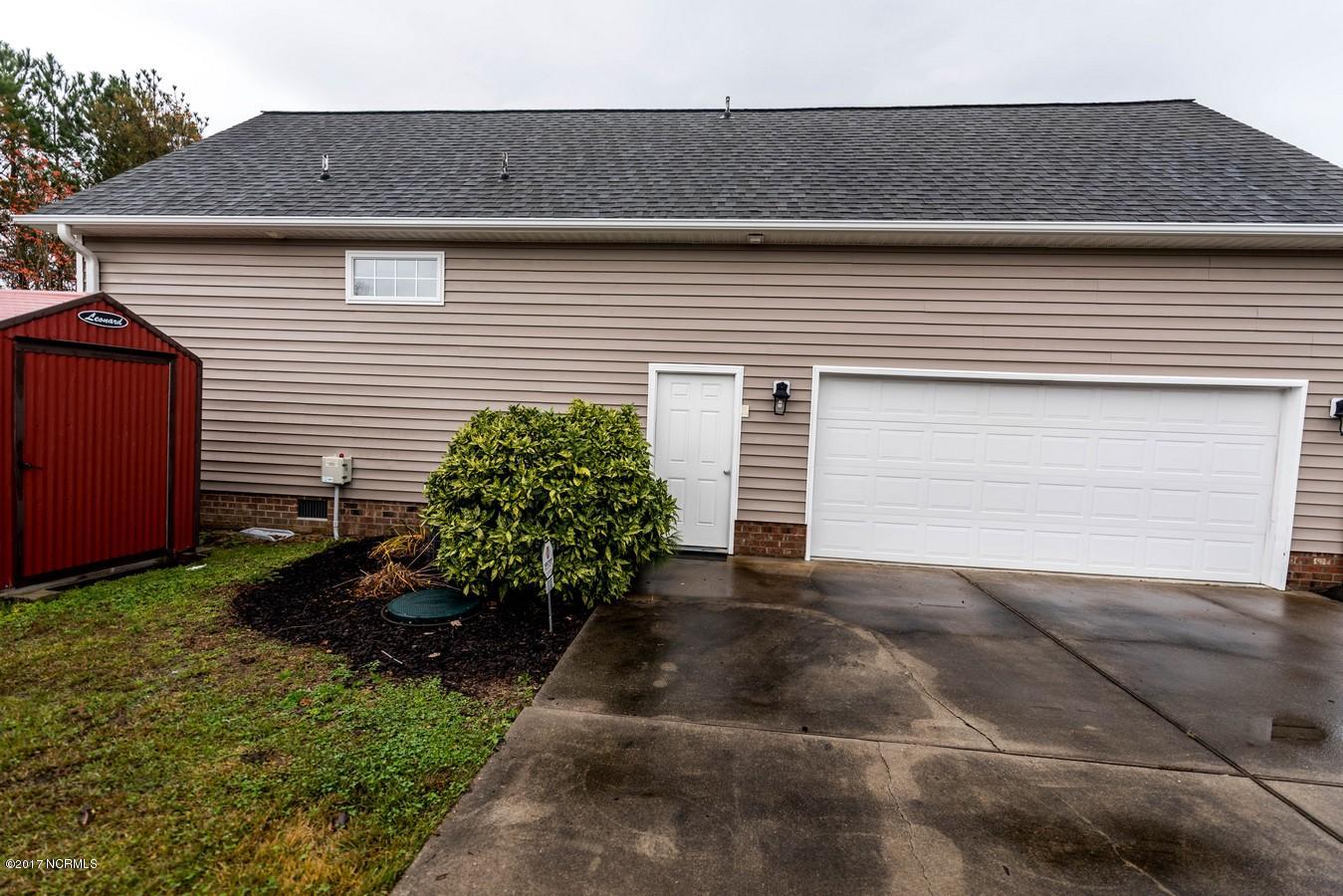 110 Westerly Road New Bern, NC 28560 - Photo 8 of 46 downsized 10