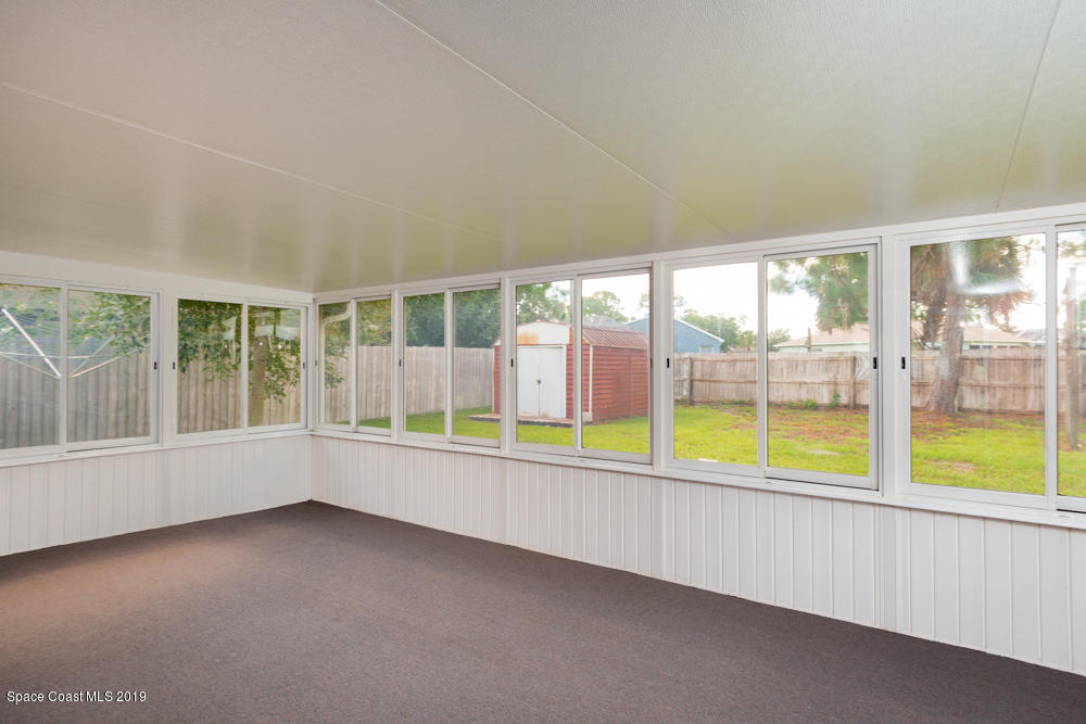 464 Crystal Mist Road Northwest Palm Bay, FL 32907 - Photo 20 of 29 medium-23