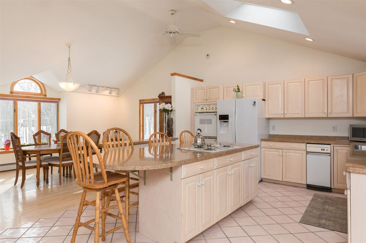 75 Canaan Road Strafford, NH 03884 - Photo 9 of 40
