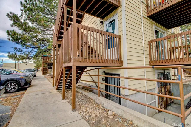 $149,950 | 9340 West 49th Avenue, Unit 213, Wheat Ridge, CO 80033