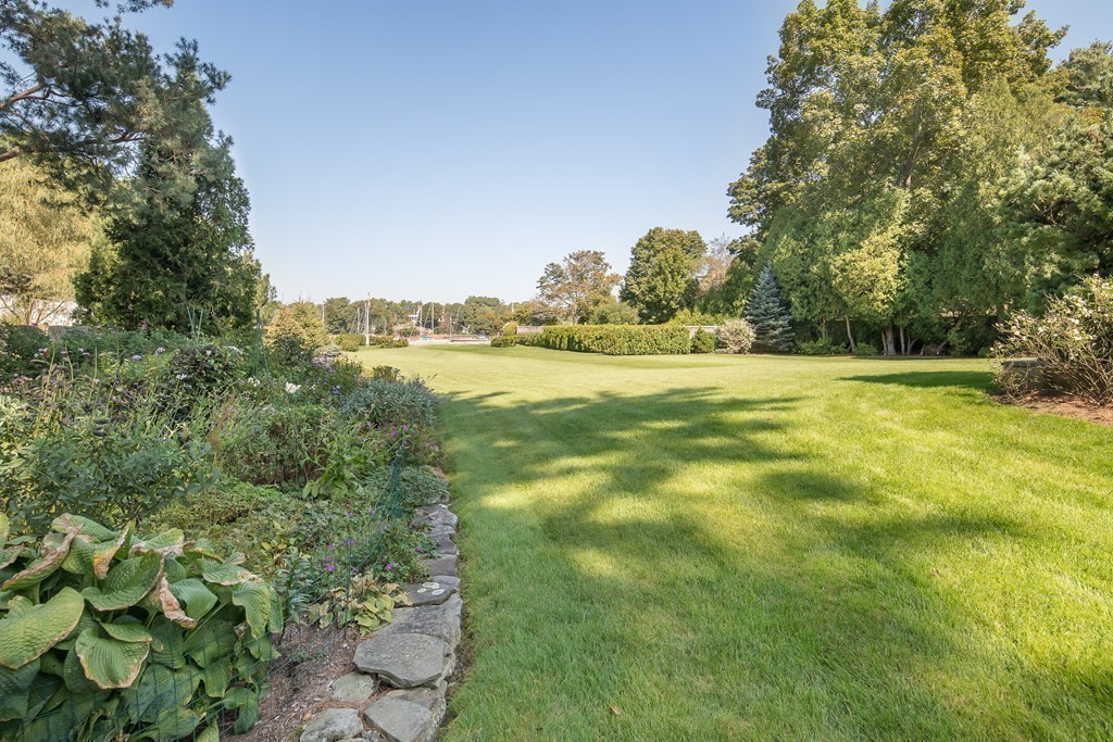 39 Proctor Street Manchester, MA 01944 - Photo 23 of 25 Gallery Image 23