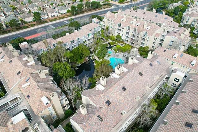 $700,000 | 20331 Bluffside Circle, Unit 417, Huntington Beach, CA 92646