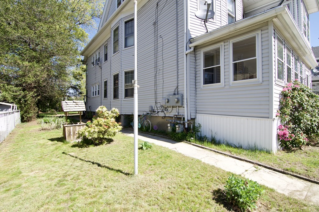 72-74 Silver Street Springfield, MA 01107 - Photo 3 of 42 Gallery Image 3