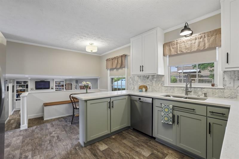 6879 Vic-Ar Road Peachtree Corners, GA 30360 - Photo 17 of 55