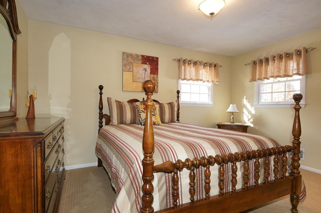 237 Mill Road Chelmsford, MA 01824 - Photo 13 of 27