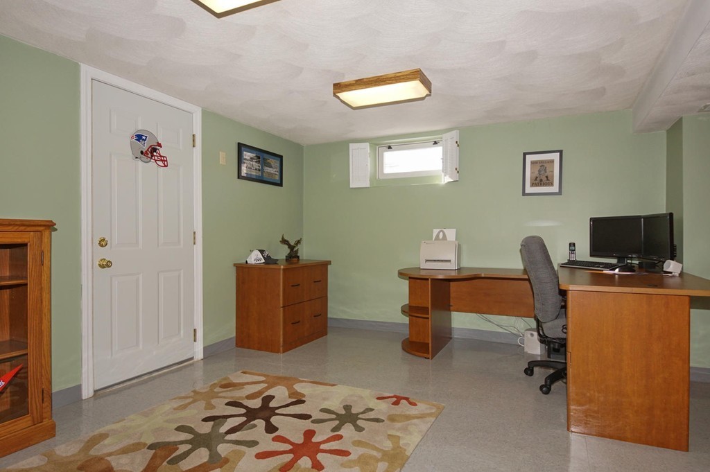 237 Mill Road Chelmsford, MA 01824 - Photo 19 of 27