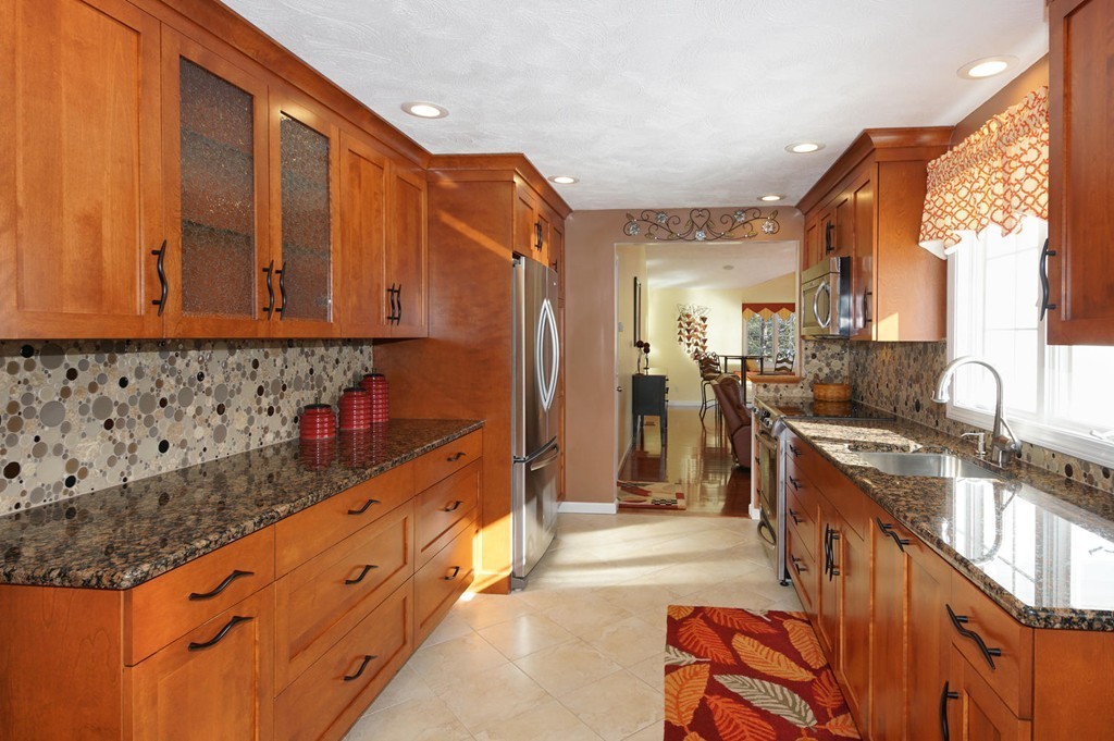 237 Mill Road Chelmsford, MA 01824 - Photo 7 of 27