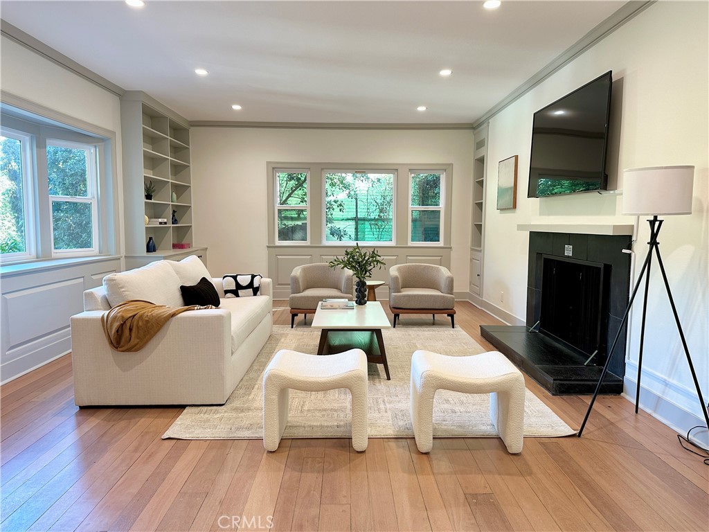 3812 Shannon Road Los Angeles, CA 90027 - Photo 7 of 33
