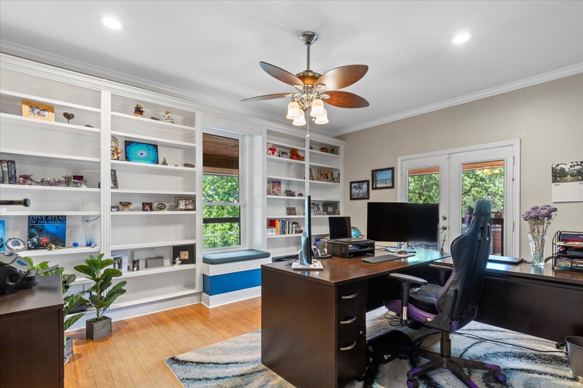 550 League Line Road Smithville, TX 78957 - Photo 35 of 40 a view of a workspace with furniture and a window