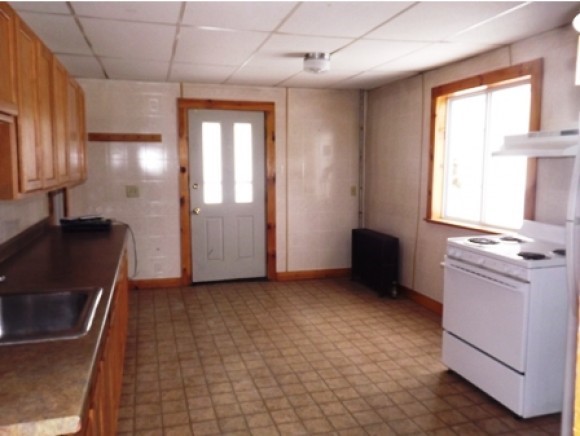 18 Pike Street Barre, VT 05641 - Photo 10 of 23 Gallery Image 10