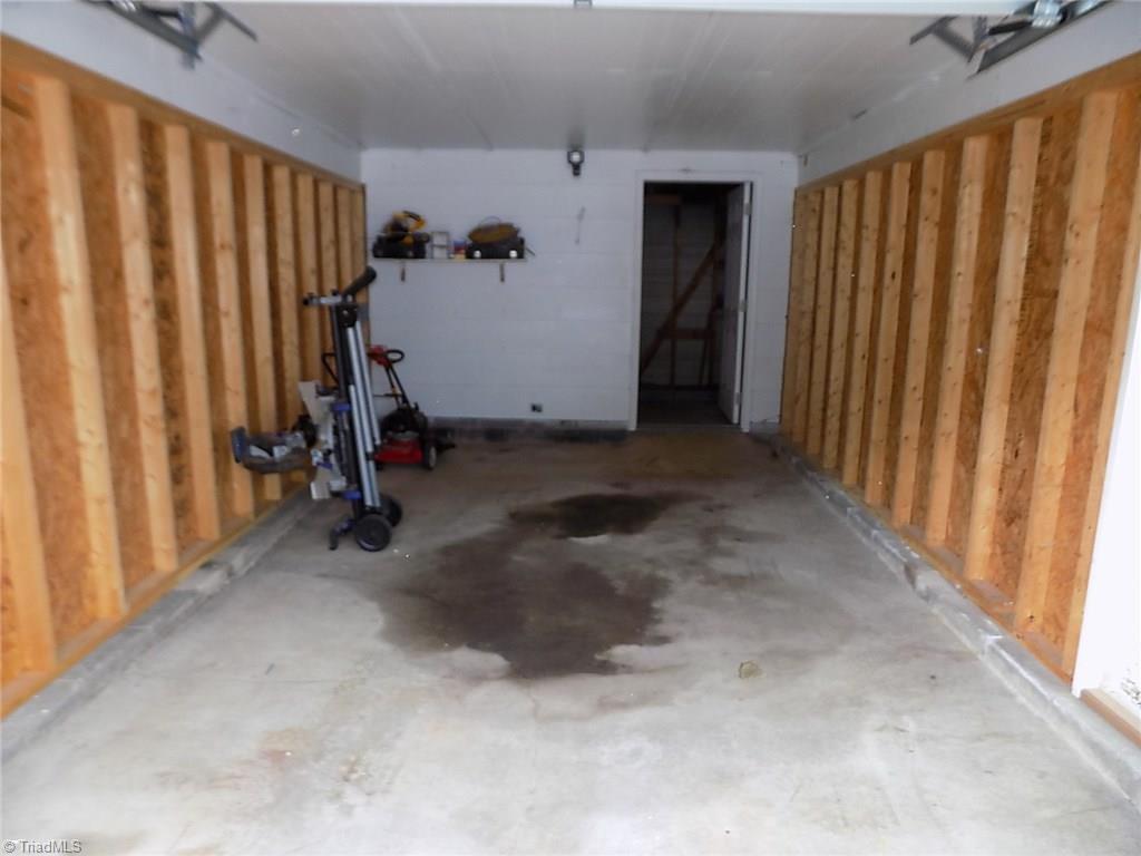 214 Mendenhall Road Jamestown, NC 27282 - Photo 19 of 30 Gallery Image 19