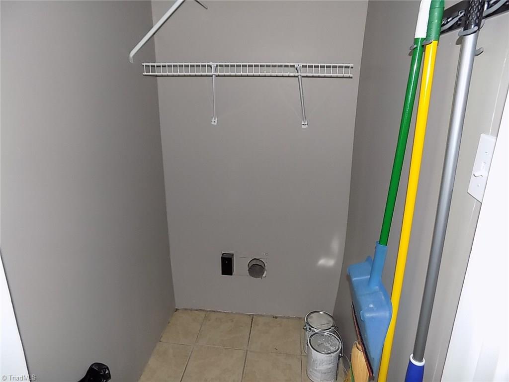 214 Mendenhall Road Jamestown, NC 27282 - Photo 30 of 30 Gallery Image 30