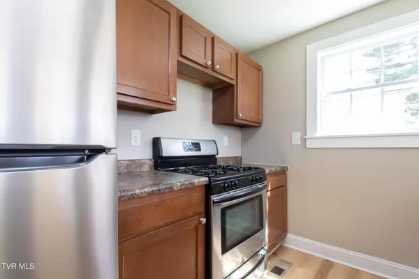 $498,000 | 2412 Bradley Street, Bristol, VA 24201