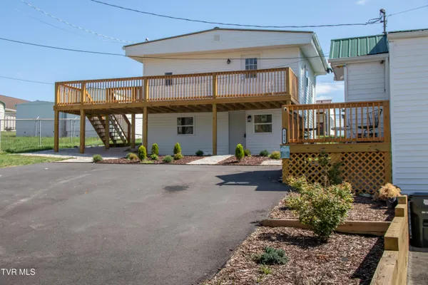 $498,000 | 2412 Bradley Street, Bristol, VA 24201