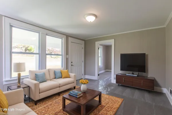 $498,000 | 2412 Bradley Street, Bristol, VA 24201