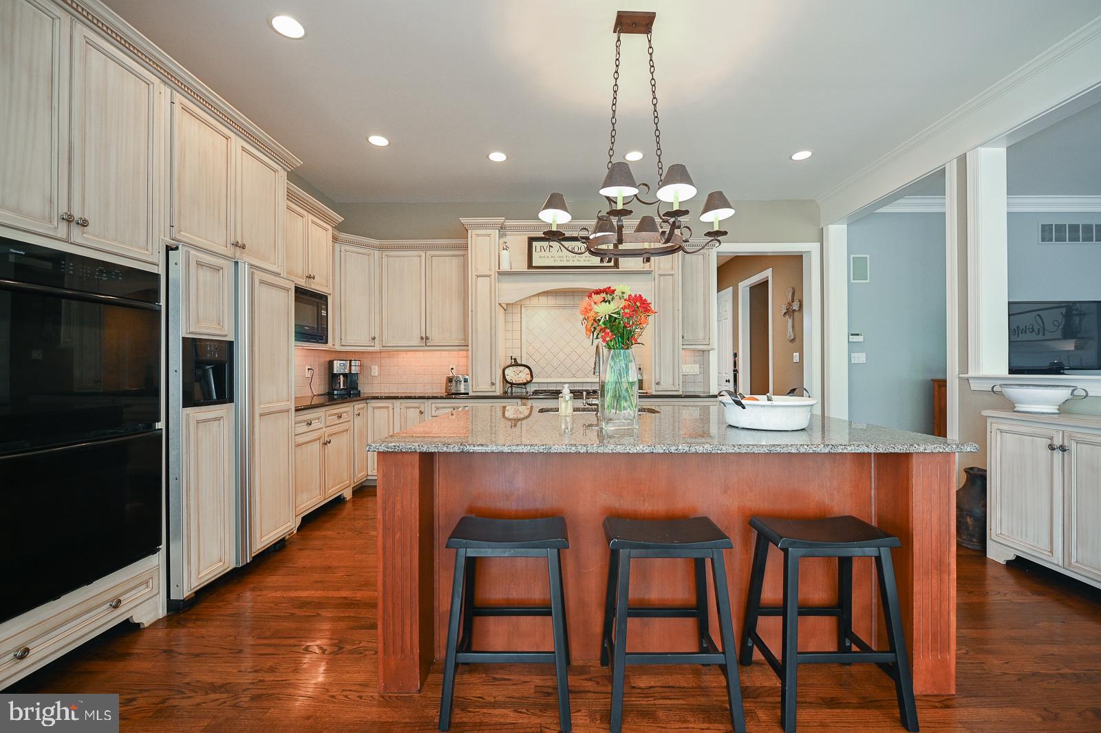 29 Fetters Mill Drive Malvern, PA 19355 - Photo 17 of 49 Kitchen