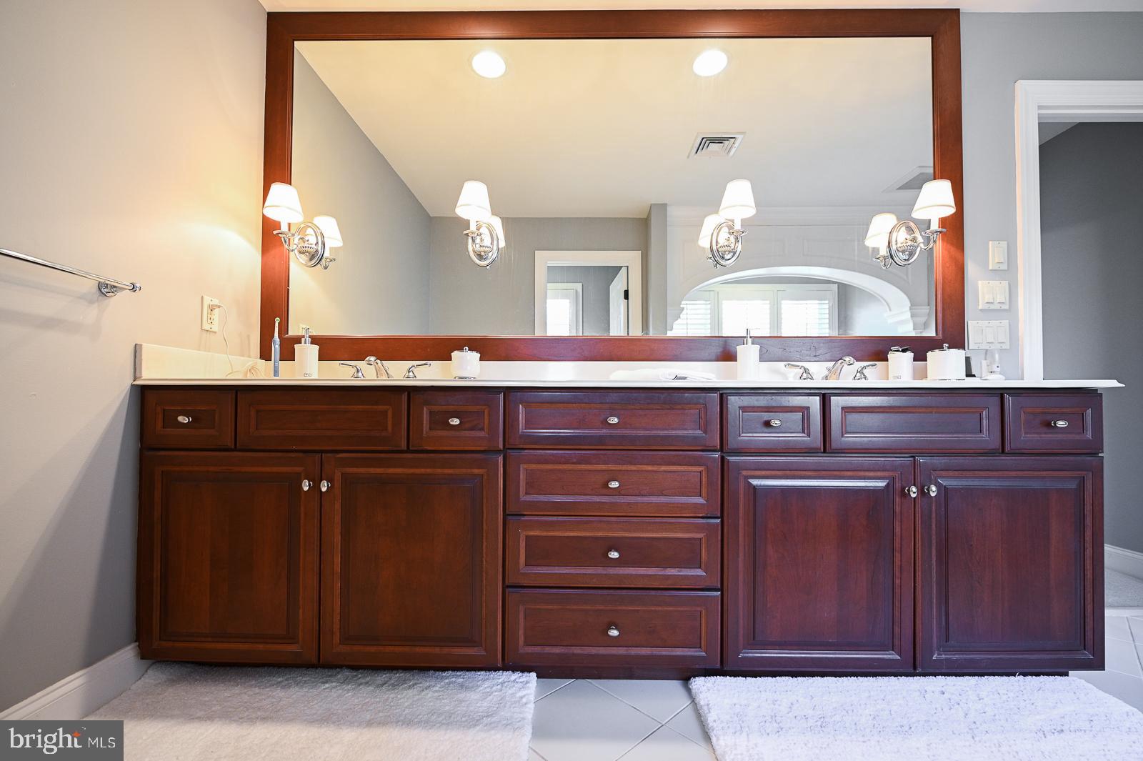 29 Fetters Mill Drive Malvern, PA 19355 - Photo 27 of 49 Master Bathroom