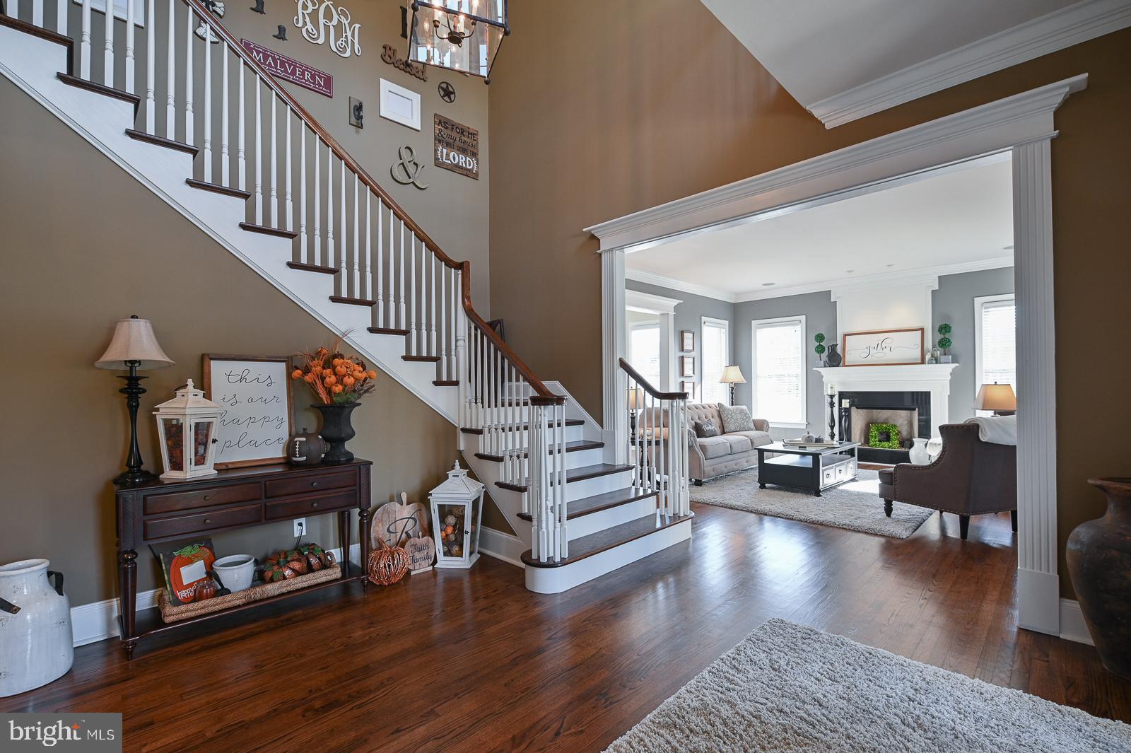 29 Fetters Mill Drive Malvern, PA 19355 - Photo 6 of 49 Formal Foyer