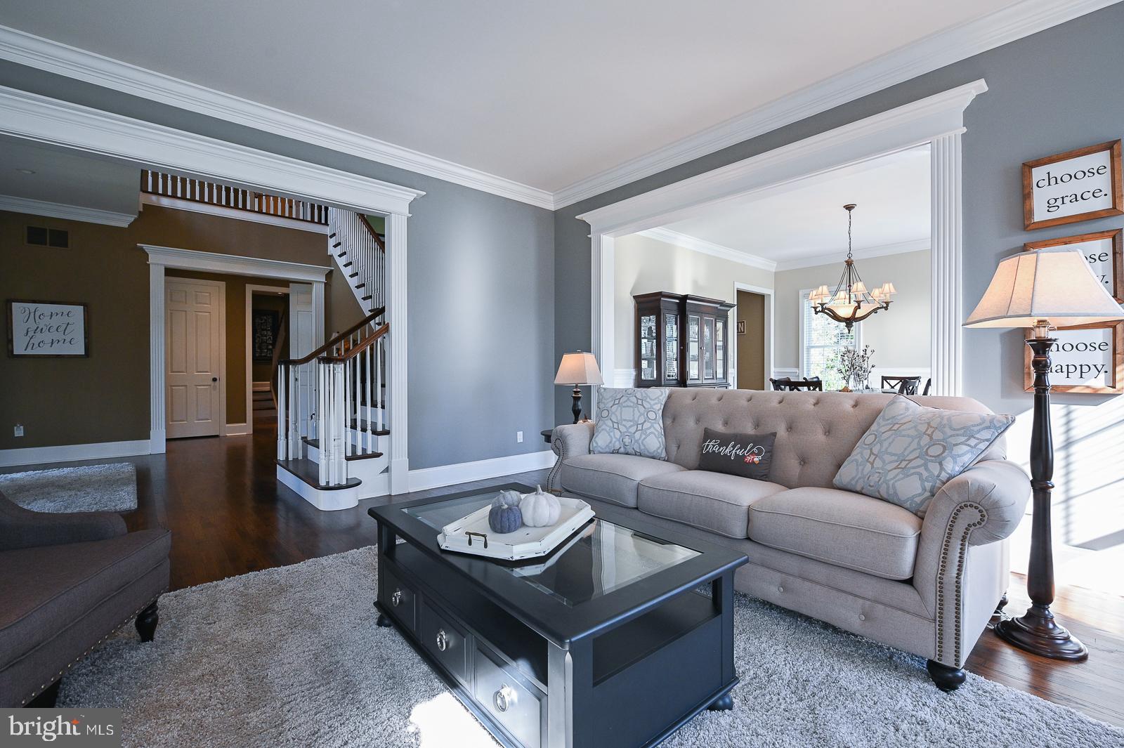 29 Fetters Mill Drive Malvern, PA 19355 - Photo 9 of 49 Living Room