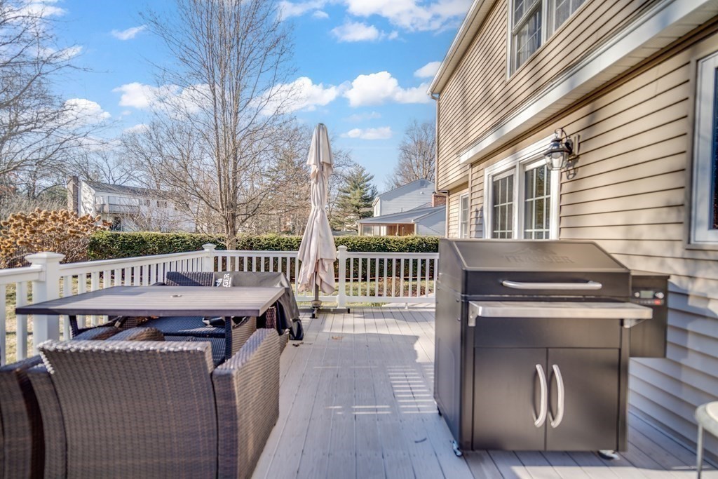 75 Wolf Swamp Road Longmeadow, MA 01106 - Photo 39 of 42
