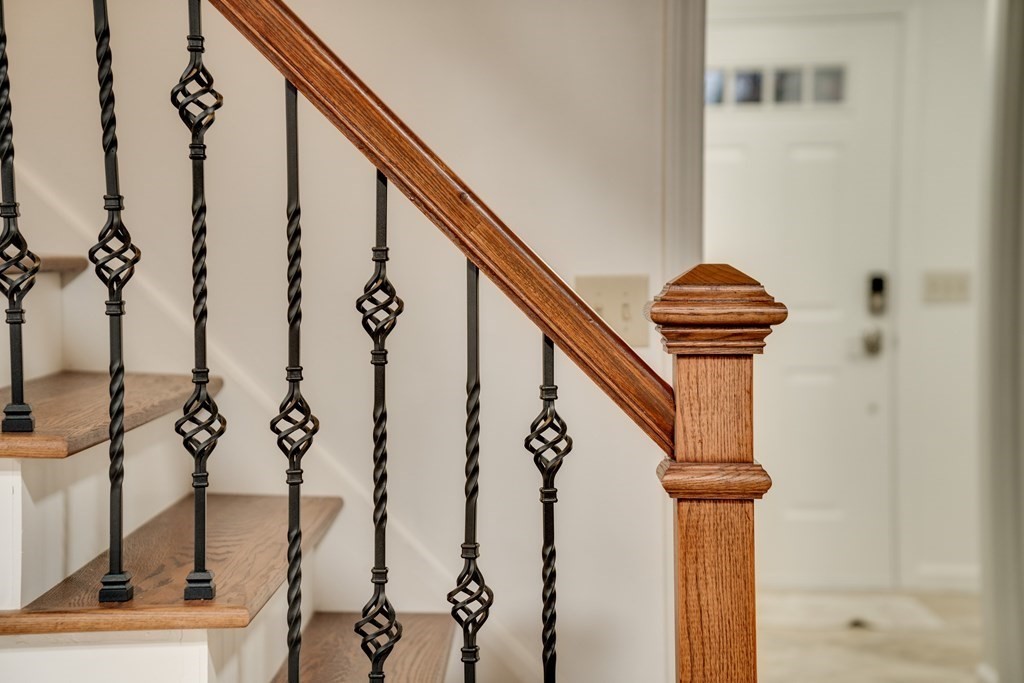 75 Wolf Swamp Road Longmeadow, MA 01106 - Photo 9 of 42