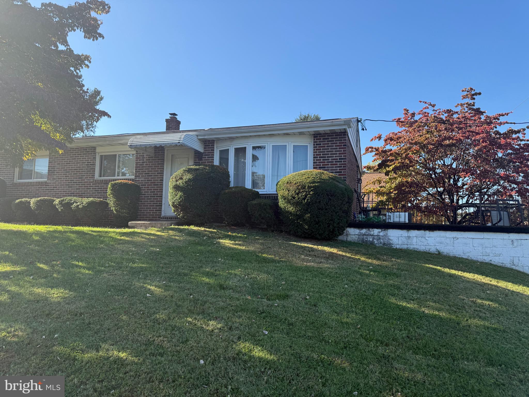 1501 Gregg Avenue Reading, PA 19607 - Photo 2 of 10 Gallery Image 2