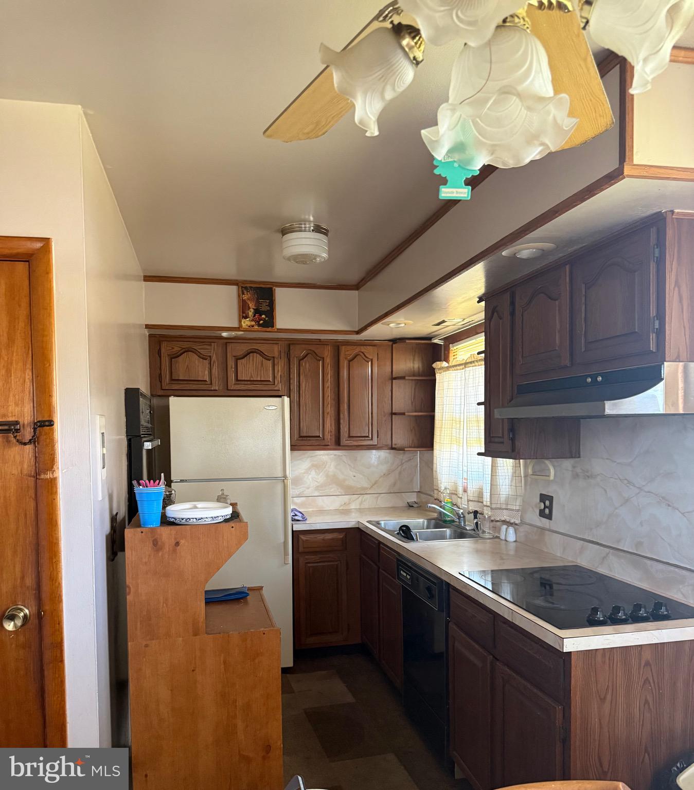 1501 Gregg Avenue Reading, PA 19607 - Photo 3 of 10 Gallery Image 3