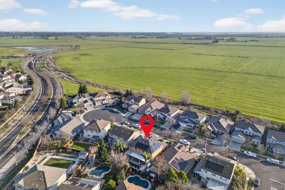 3670 Topaz Road West Sacramento, CA 95691 - Photo 84 of 97 a view of an ocean and a building