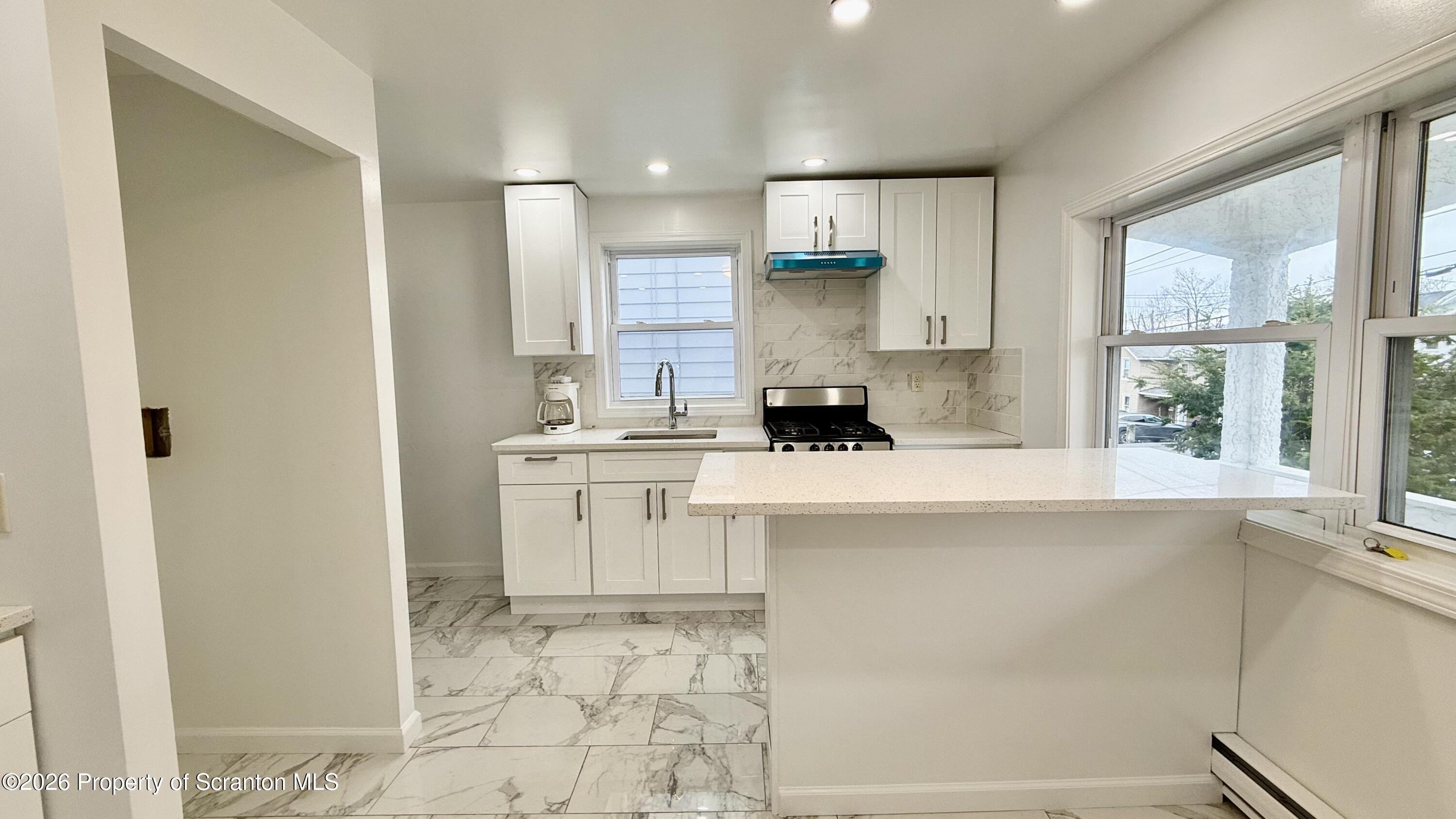 140 Sand Street Dunmore, PA 18510 - Photo 2 of 12 IMG_2276