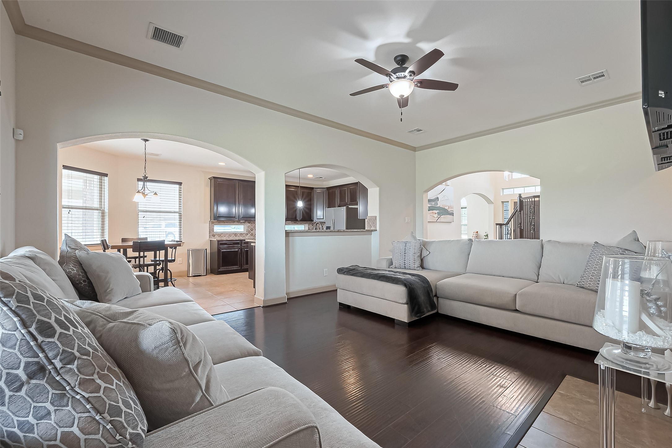 4810 Dubuque Parkway Rosharon, TX 77583 - Photo 21 of 45 a living room with furniture and a large window