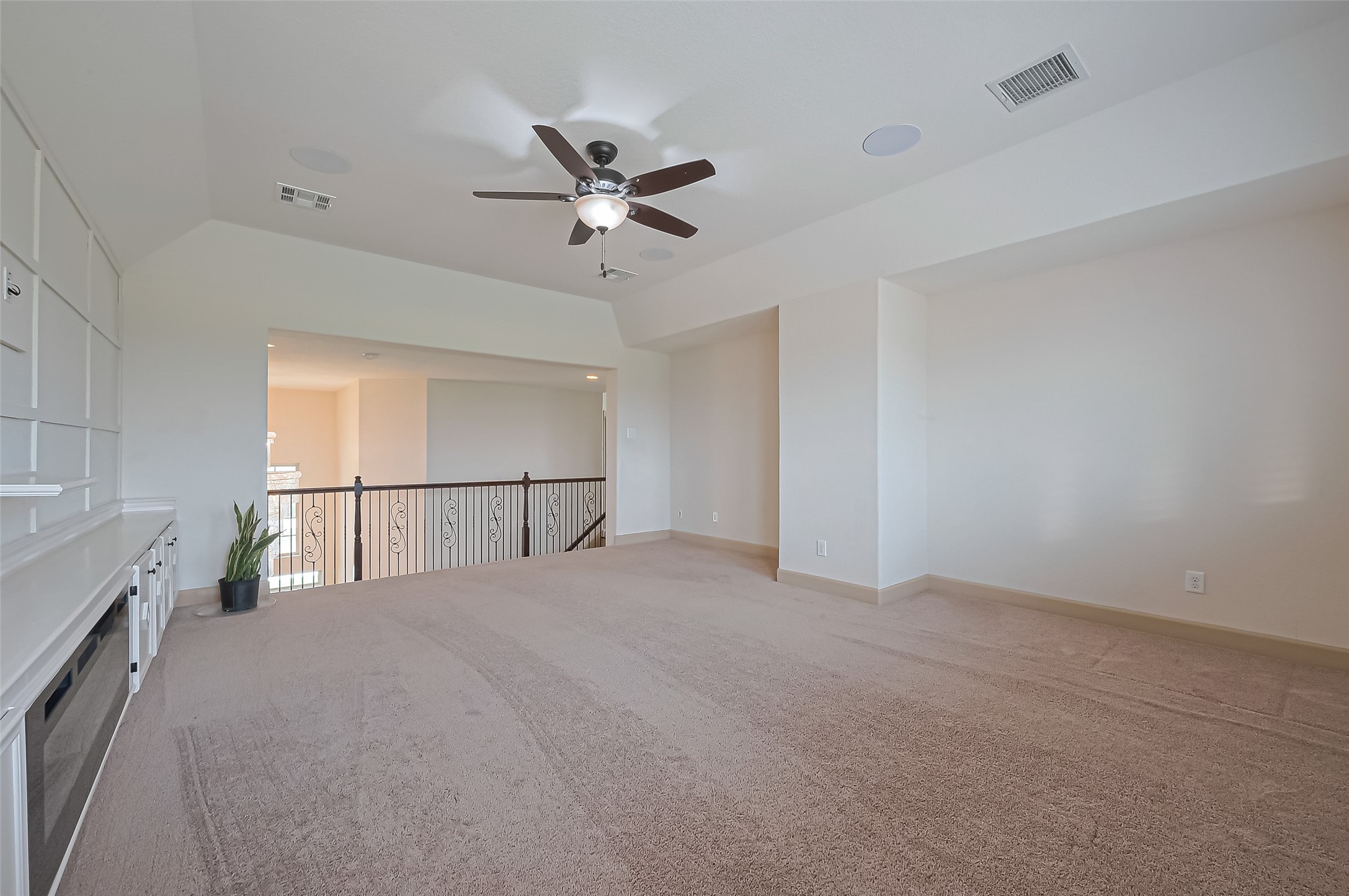 4810 Dubuque Parkway Rosharon, TX 77583 - Photo 29 of 45 a view of an empty room with a window