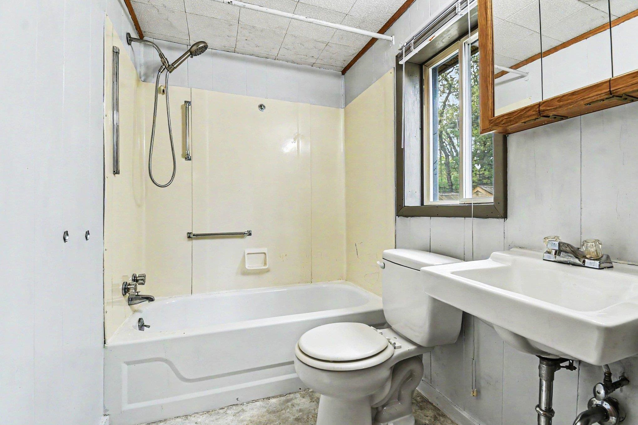 4359 Deerland Road Glennie, MI 48737 - Photo 8 of 31