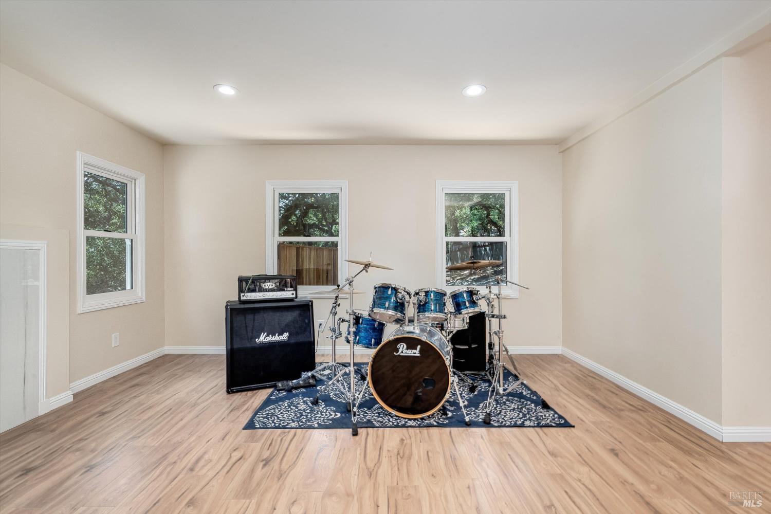 9342 Chalk Hill Road Healdsburg, CA 95448 - Photo 19 of 66