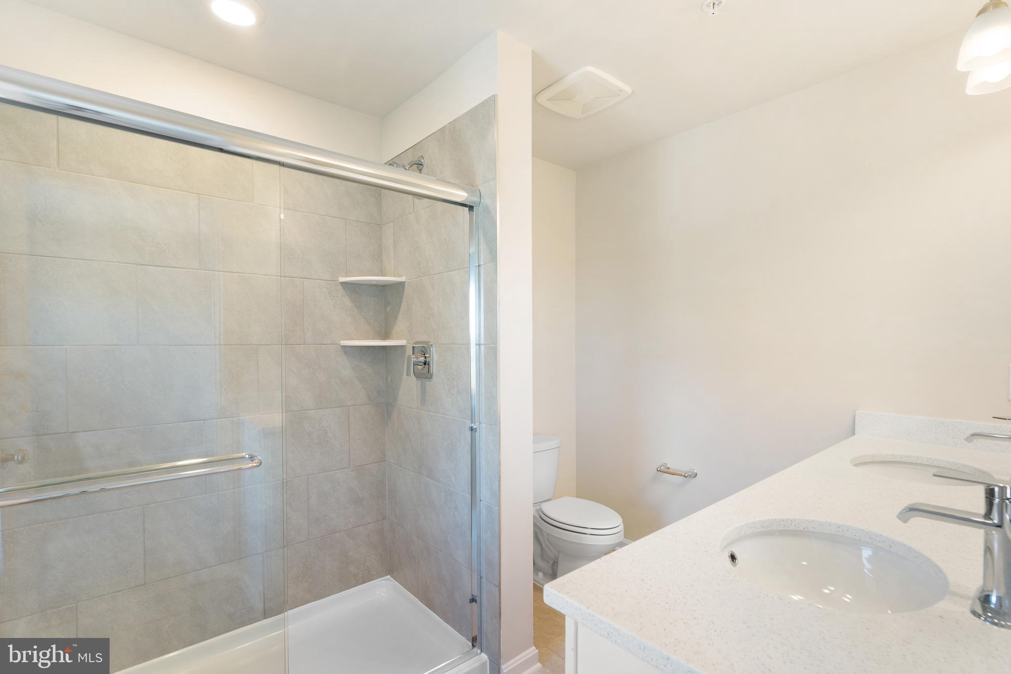 760 Union Street Frederick, MD 21701 - Photo 25 of 33 Master Bath