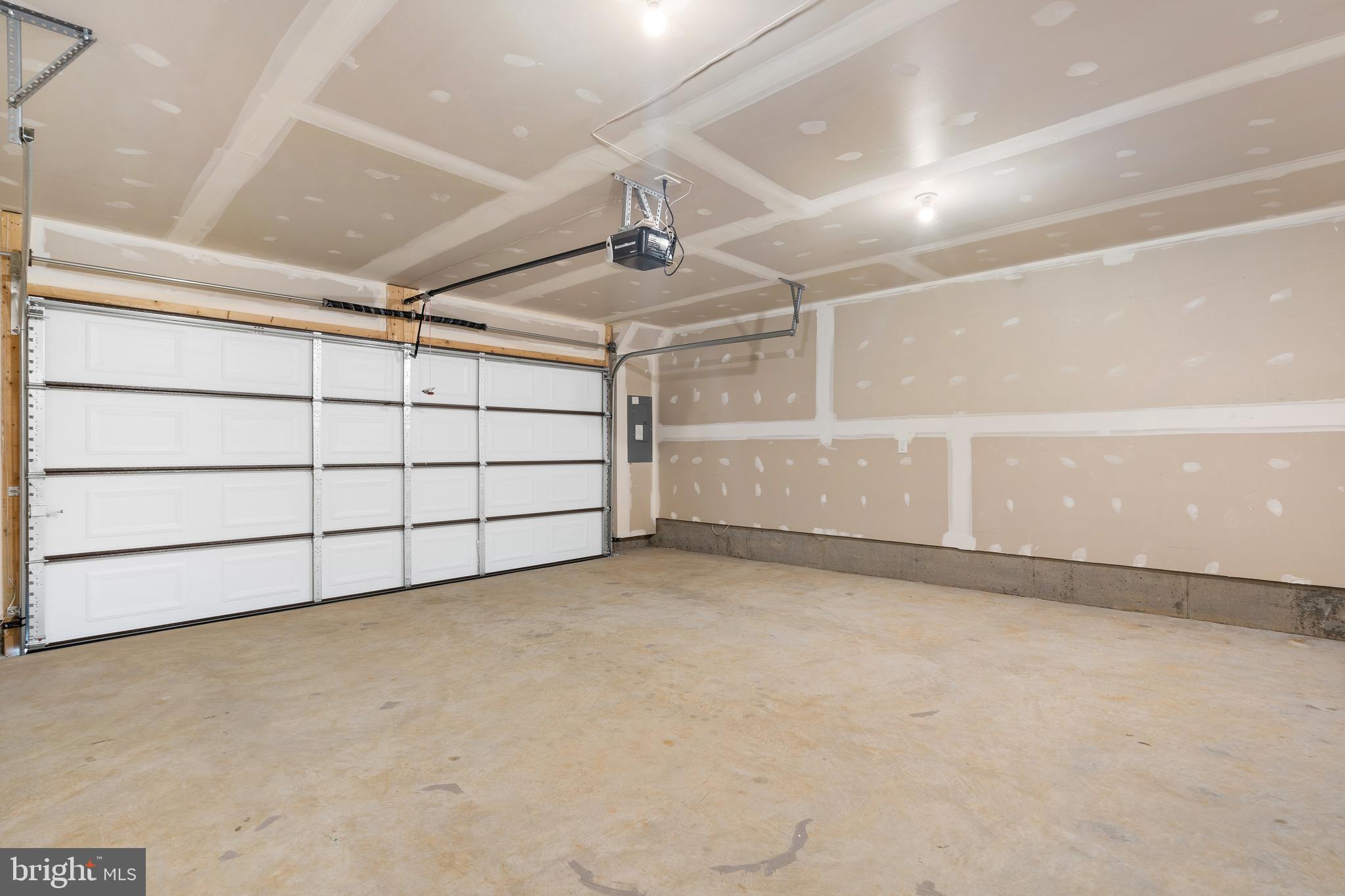 760 Union Street Frederick, MD 21701 - Photo 30 of 33 Garage