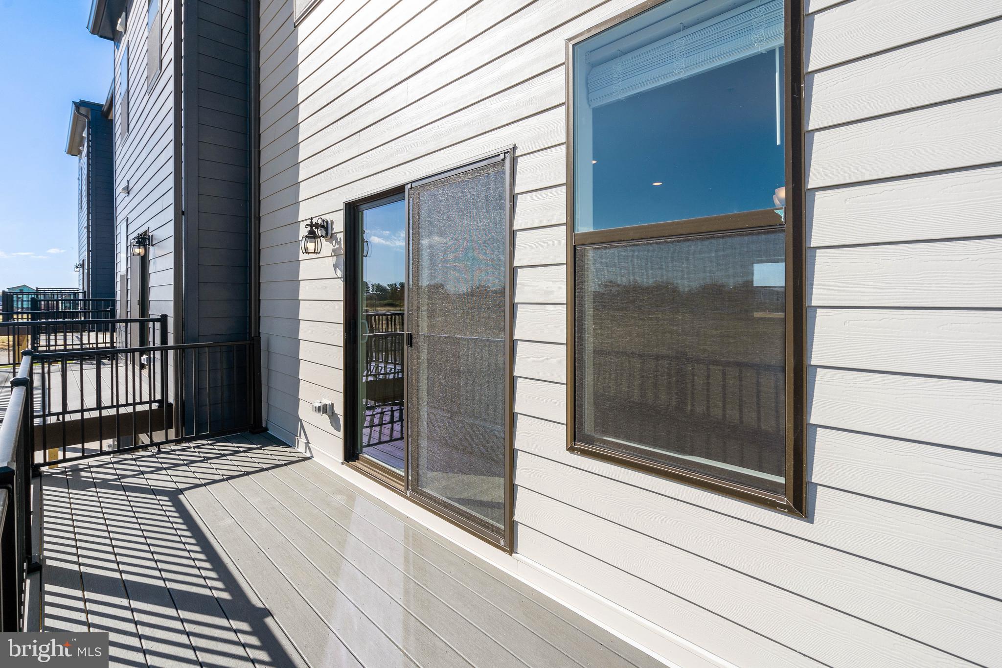 760 Union Street Frederick, MD 21701 - Photo 32 of 33 Trex Deck View#2